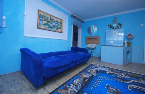 Yasinya Casa | Аня Рома
