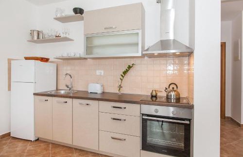 Kamenari Apartamento | Апартаменты в Каменари