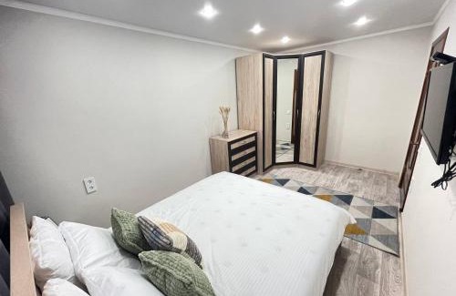Aktobe Apartamento | Апартаменты в самом центре города на 1 этаже