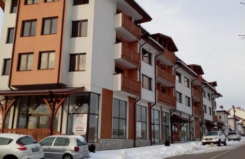 Dobrinishte Apartamento | Апартамент цветове 4 души