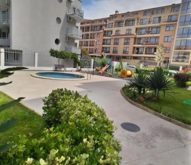 Sunny Beach Apartamento | Апартхотел Роял Дриймс