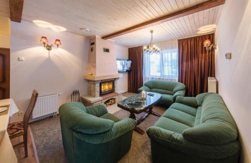 Yasinya Apartamento | Апарт-отель 5 каминов