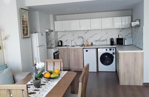 Gabrovo Apartamento | Балкан Тауър 2 '5