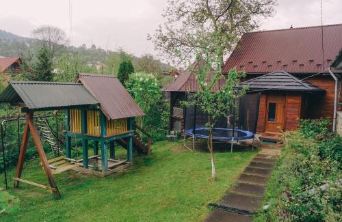 Yaremche Casa | Будиночок в Карпатах