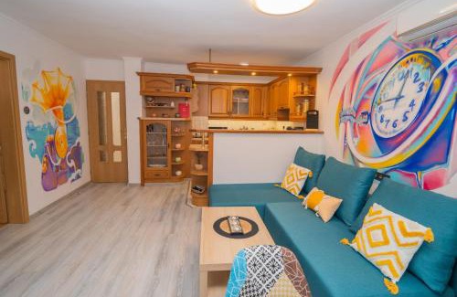Burgas Center Apartamento | Бургаски вечери Burgas nights