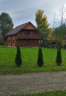 Pilipets Villa | Біля річки
