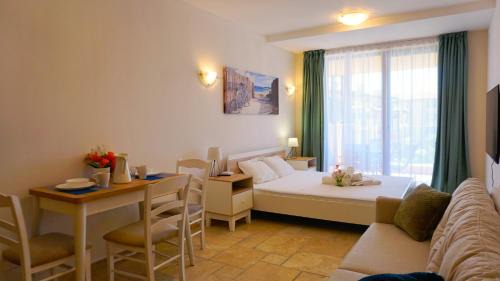 Topola Apartamento | Ваканционни Апартаменти Калиакрия - Holiday Apartments Kaliakria