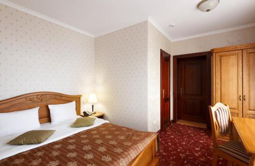 Yaremche Complejo | Ведмежа гора Family Resort & Spa