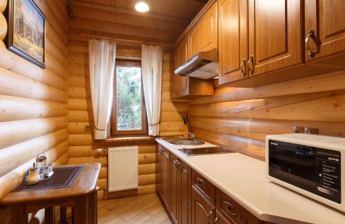 Yaremche Complejo | Ведмежа гора Family Resort & Spa