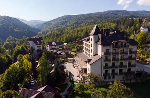 Yaremche Hotel | Ведмежа гора Panorama Spa Resort