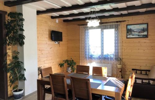 Zhdeniyevo Apartamento | Вербовий двір - Willow Yard