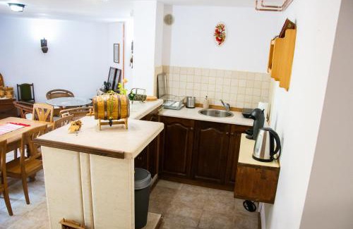 Trakata Casa | Вила Костадинов