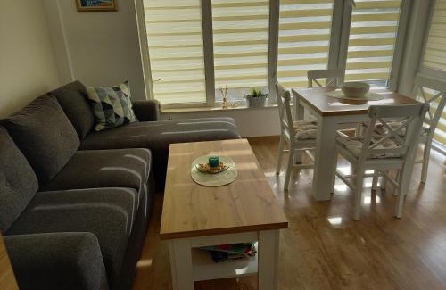 Chernomorets Villa | вила ФЛОРА