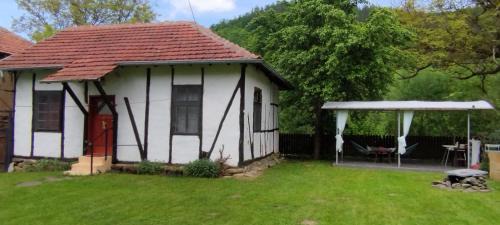 Georgi-Damyanovo Casa | Глинената къща в Дълги Дел
