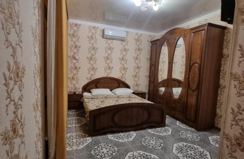Vesyoloe Casa | Гостевой Дом Арарат