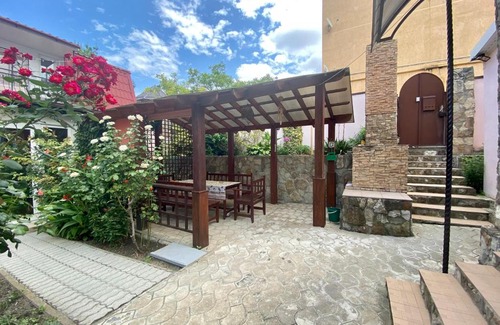Gelendzhik Casa | Гостевой дом и номера на Полевой