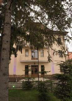Chernivtsi Region Hotel | Готель Баронський Двір