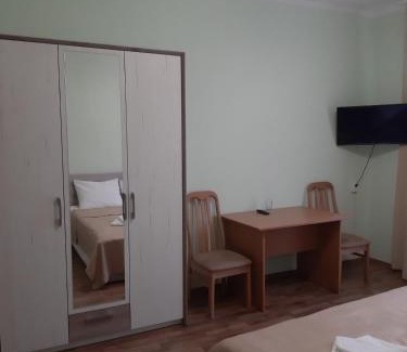 Chernivtsi Region Hotel | Готель Баронський Двір