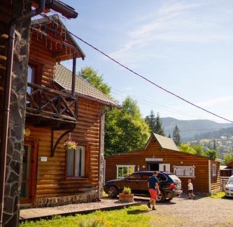Vorokhta Hotel | Готель Добрій