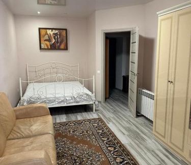 Cherkasy Apartamento | Двохрівнева двокімнатна квартира