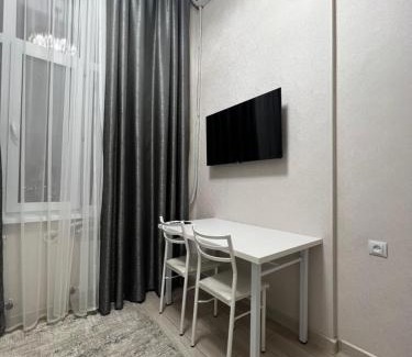 Sverdlov District Apartamento | Двухуровневая 1-к квартира