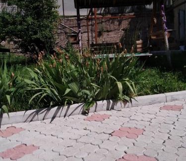 Tsamakaberd Casa | Дом гостевой Для семьи