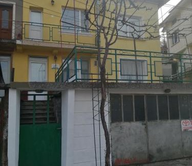 Troyan Casa | дом Тодор и Тота Мутевски