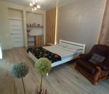 Rivne Apartamento | Дуже файна квартира в самому центрі!Переконайся!