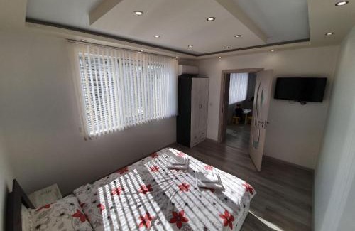 Sandanski Apartamento | Д и В 2 - D & V 2 Apartment