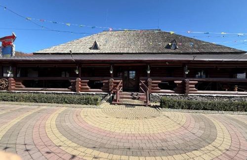 Mukachevo Hotel | Етномотель з рестораном у Чинадієві