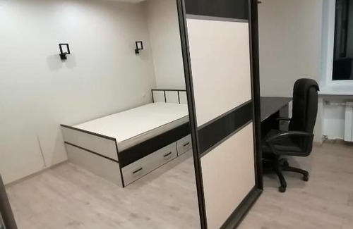 Omsk Apartamento | ЖД Братская 7