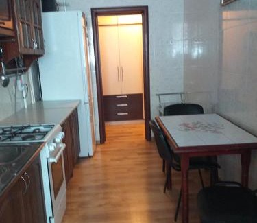 Irpin Apartamento | Затишна, домашня 43м в тихому зеленому місці Поруч Центральний парк Університет