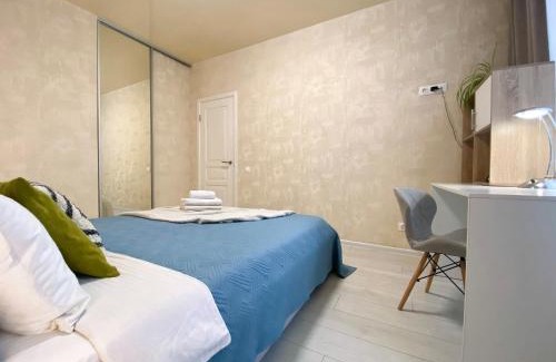 Dniprovs'kyi District Apartamento | Затишна і тепла квартира, метро Лівобережна, МВЦ, Інститут Серця