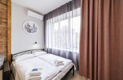 Uzhhorod Apartamento | Затишні смарт-квартири в історичному центрі!