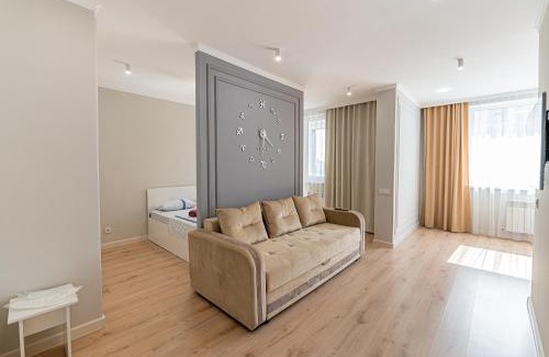 Nur-Sultan Apartamento | ЗОЛОТОЙ КВАДРАТ