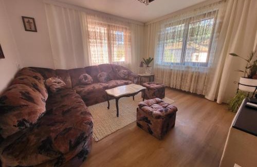 Kazanlak Apartamento | Йони