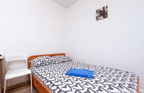 Novosibirsk Apartamento | КВАРТИРА -студия на Есенина