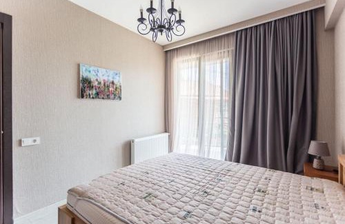 Sololaki Apartamento | Квартира с террасой в Тбилиси.