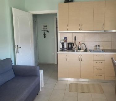 Flogita Apartamento | Квартира Халкидики Флогита/Ferienwohnung Chalkidiki Griechenland