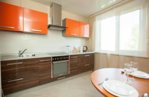 Tolyatti Apartamento | КВАРТИРНОЕ БЮРО 2-комнатные апартаменты на Автостроителей, 43