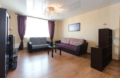 Tolyatti Apartamento | КВАРТИРНОЕ БЮРО 2-комнатные апартаменты на Автостроителей, 43
