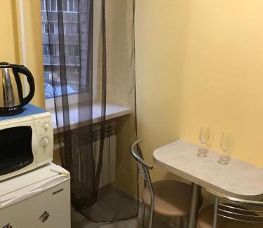 Svyatoshyns'kyi District Apartamento | Киев сдам посуточно ул Доброхотова 28 Daily rent Kyiv st Dobrokhotova 28