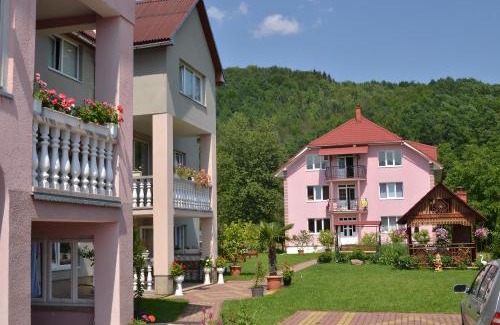 Solochyn Apartamento | Котедж Любов
