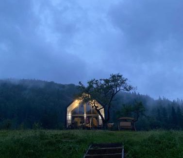 Yaremche Casa | Котедж Mountain Hut