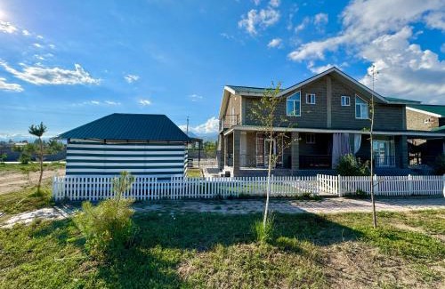 Issyk-Kul Region Casa | Коттедж ЦО Париж