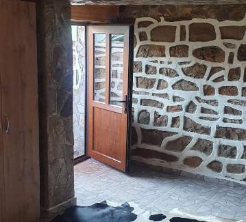 Krushuna Casa | КРУШУНСКИ КЪТ ТЕЯ