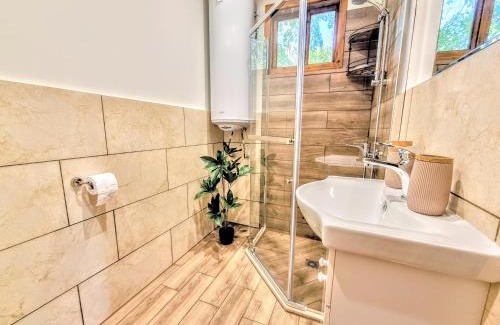 Mezdra Apartamento | Къмпинг и Бунгала Брусен Хил - Camping and Bungalows Brusen Hill