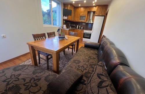 Dobrinishte Apartamento | Къща Добринище