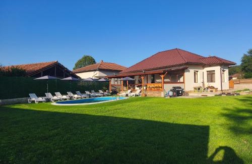 Elena Casa | Къща за гости Алтея