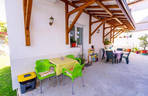 Sandanski Apartamento | Къща за гости Калинови